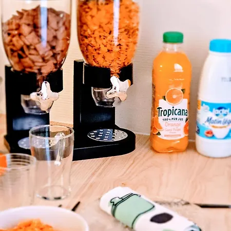 & Confort 3 Pieces Parking Clim Et Wifi *